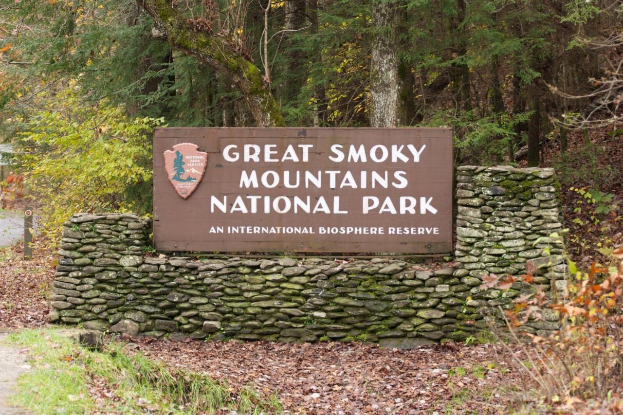 A Great Escape - Get 1089 Of Free Area Attraction Tickets For Each Paid Day, Dollywood And More! Pigeon Forge Kültér fotó